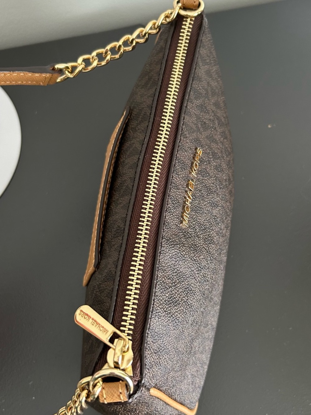 Michael Kors Brown Signature Logo Shoulder Bag Gold Chain Small Baguette - Picture 10 of 10